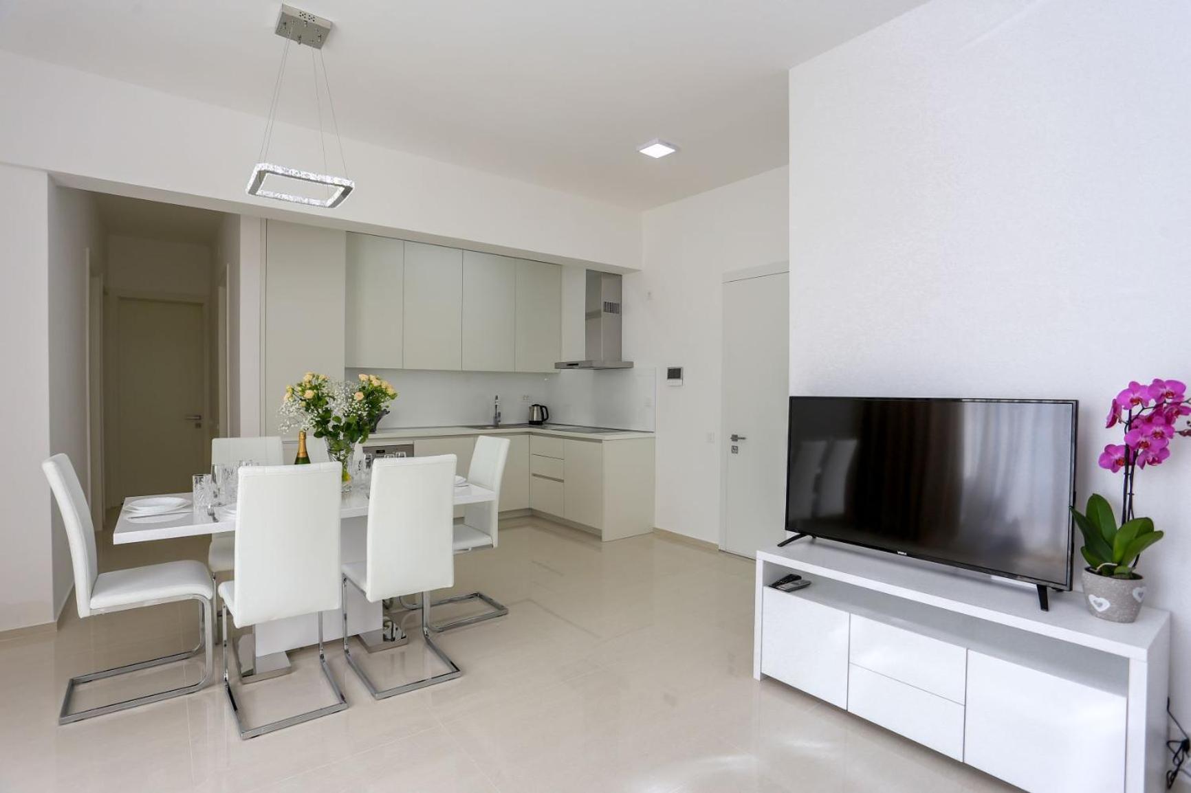 Montesun Apartments Becici Boreti Esterno foto