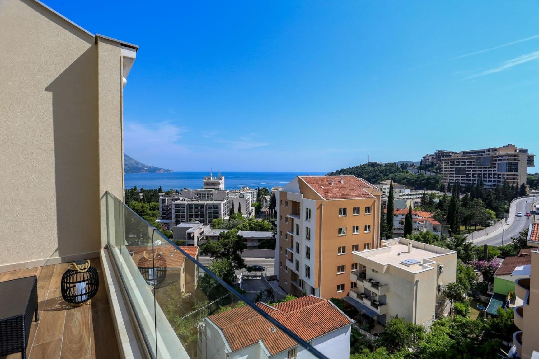 Montesun Apartments Becici Boreti Esterno foto