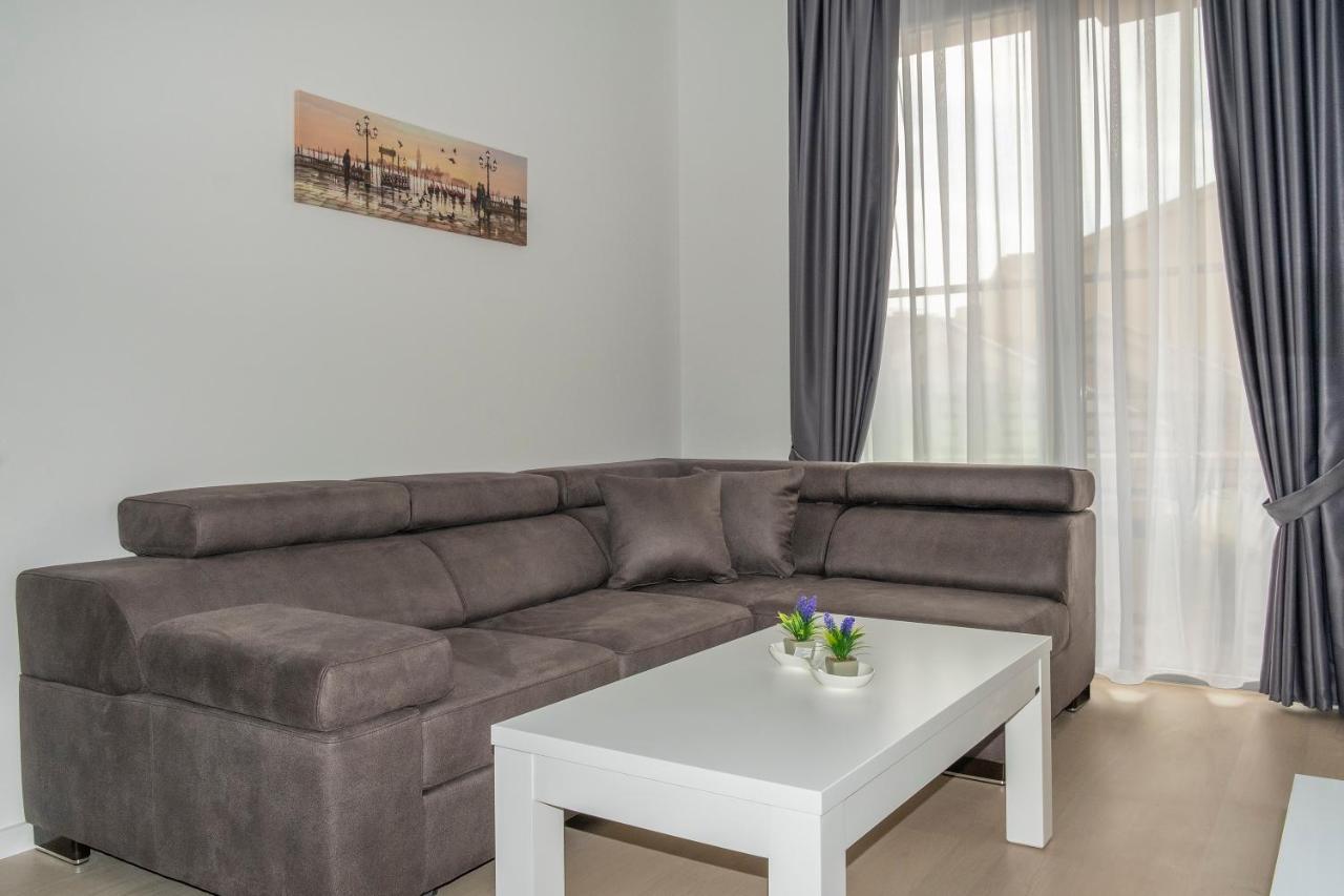 Montesun Apartments Becici Boreti Esterno foto